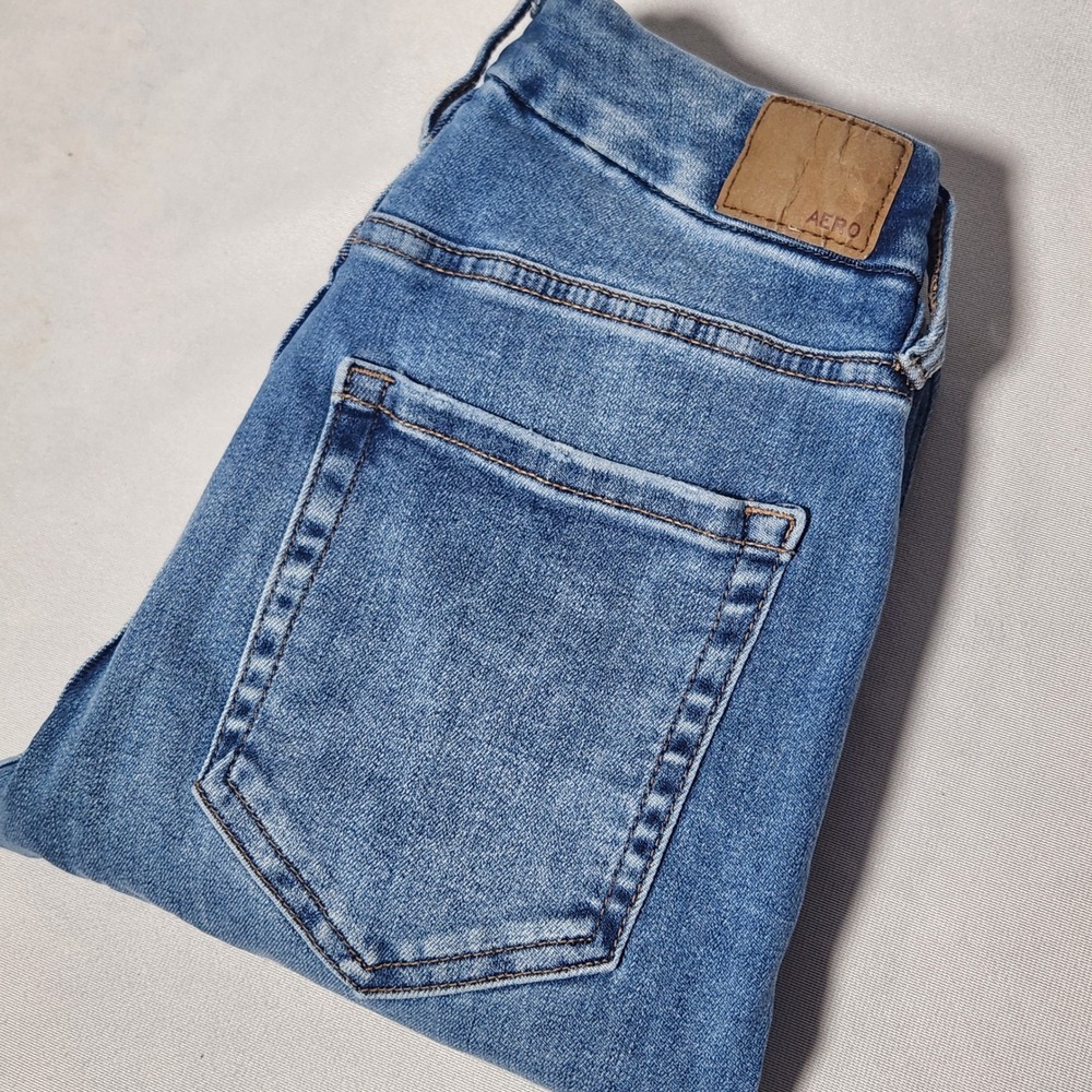 Aeropostale High Rise Curvy Jegging Blue Distressed Ripped Skinny Jeans Size 4